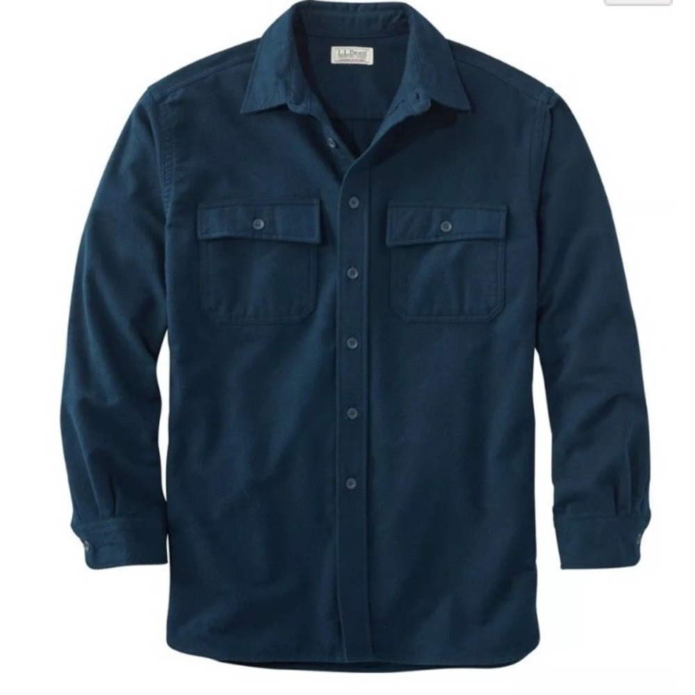 L.L. Bean Chamois Cloth Shirt SZ M Navy Blue Traditional Fit Flannel 100% Cotton